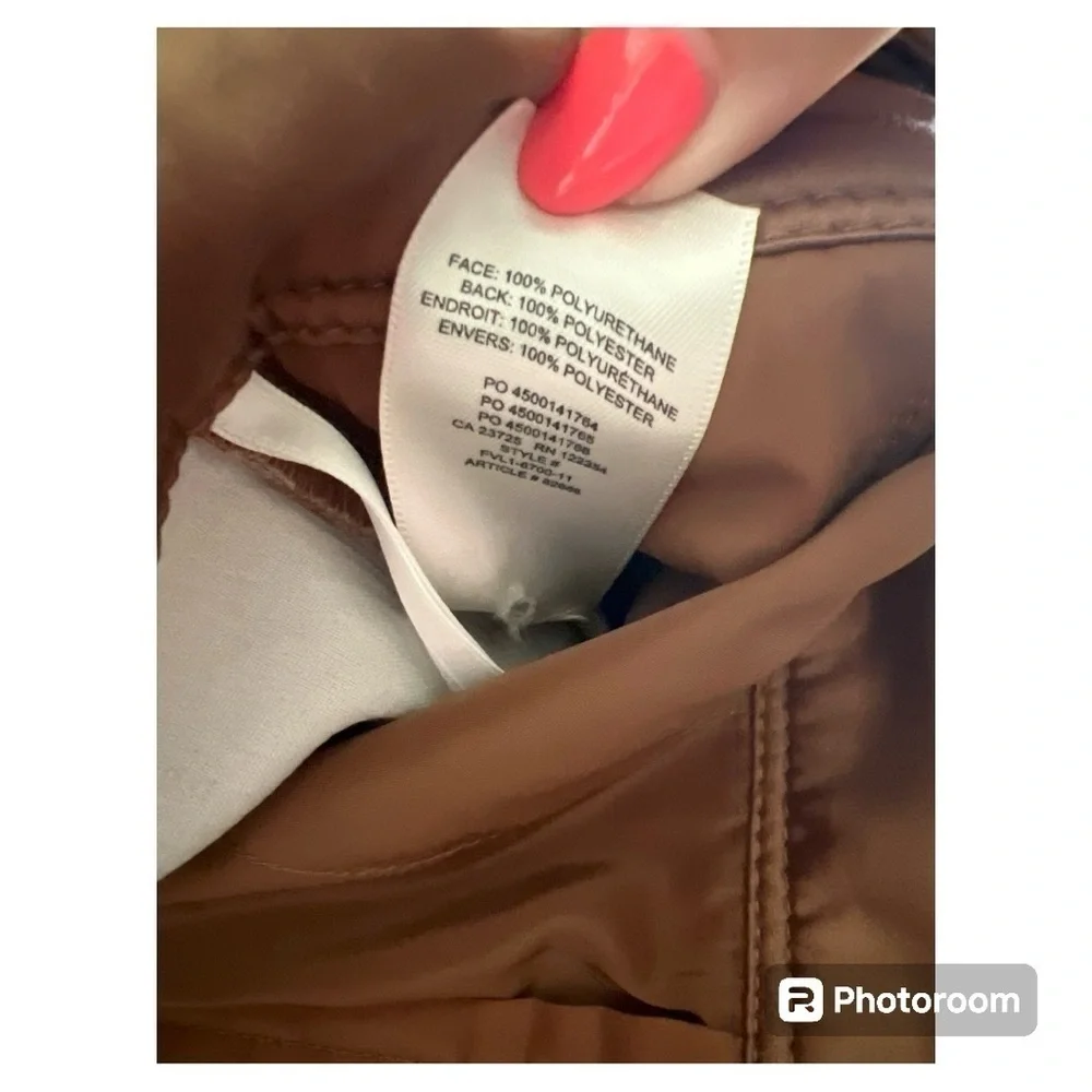 Aritzia Babatón Command Cropped Vegan Leather Pants size 8 - Picture 4 of 6